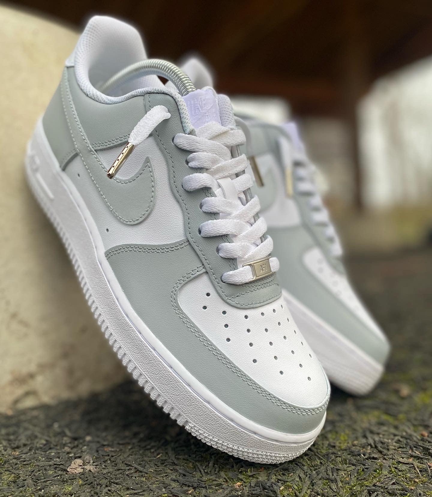 GREY SHADE