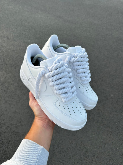 TRIPLE WHITES